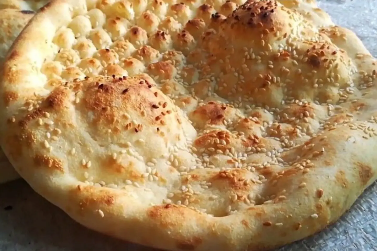 نان روغني