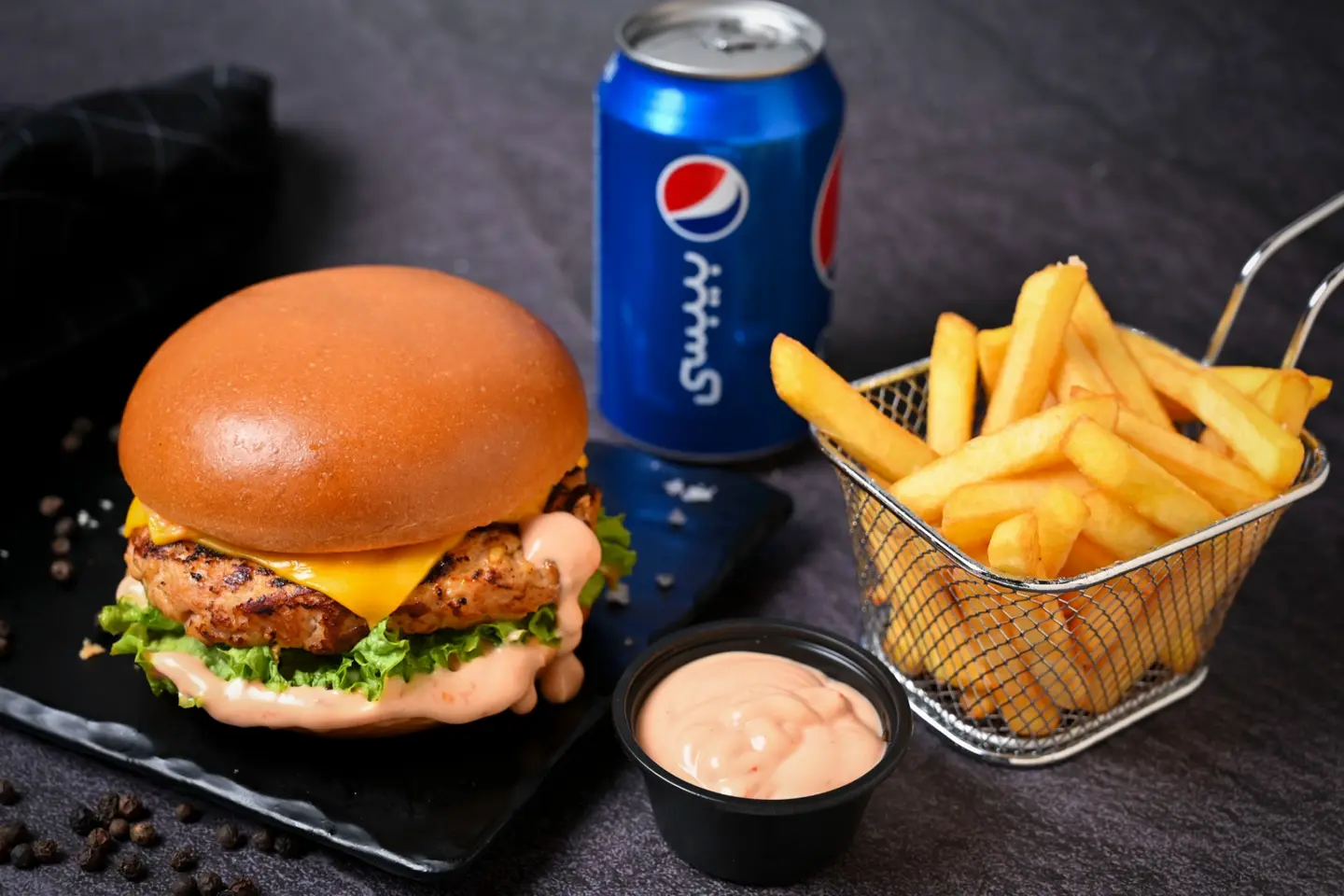Taza Burger Chicken