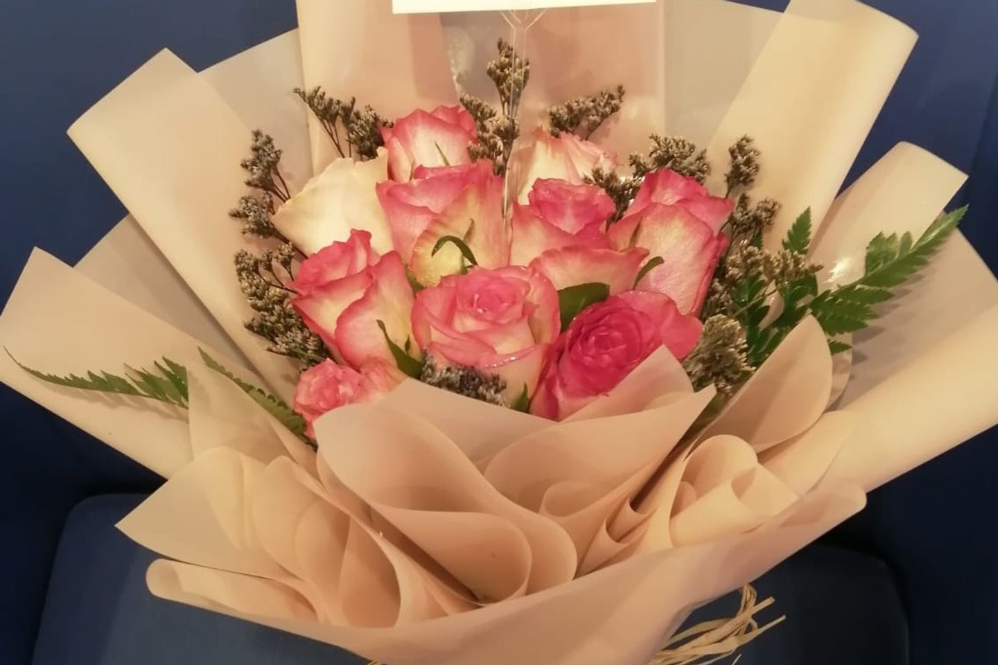 عبق 1