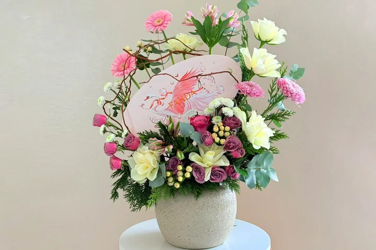 فهدة ديليكوب شوكولاتة مع فازه ورد