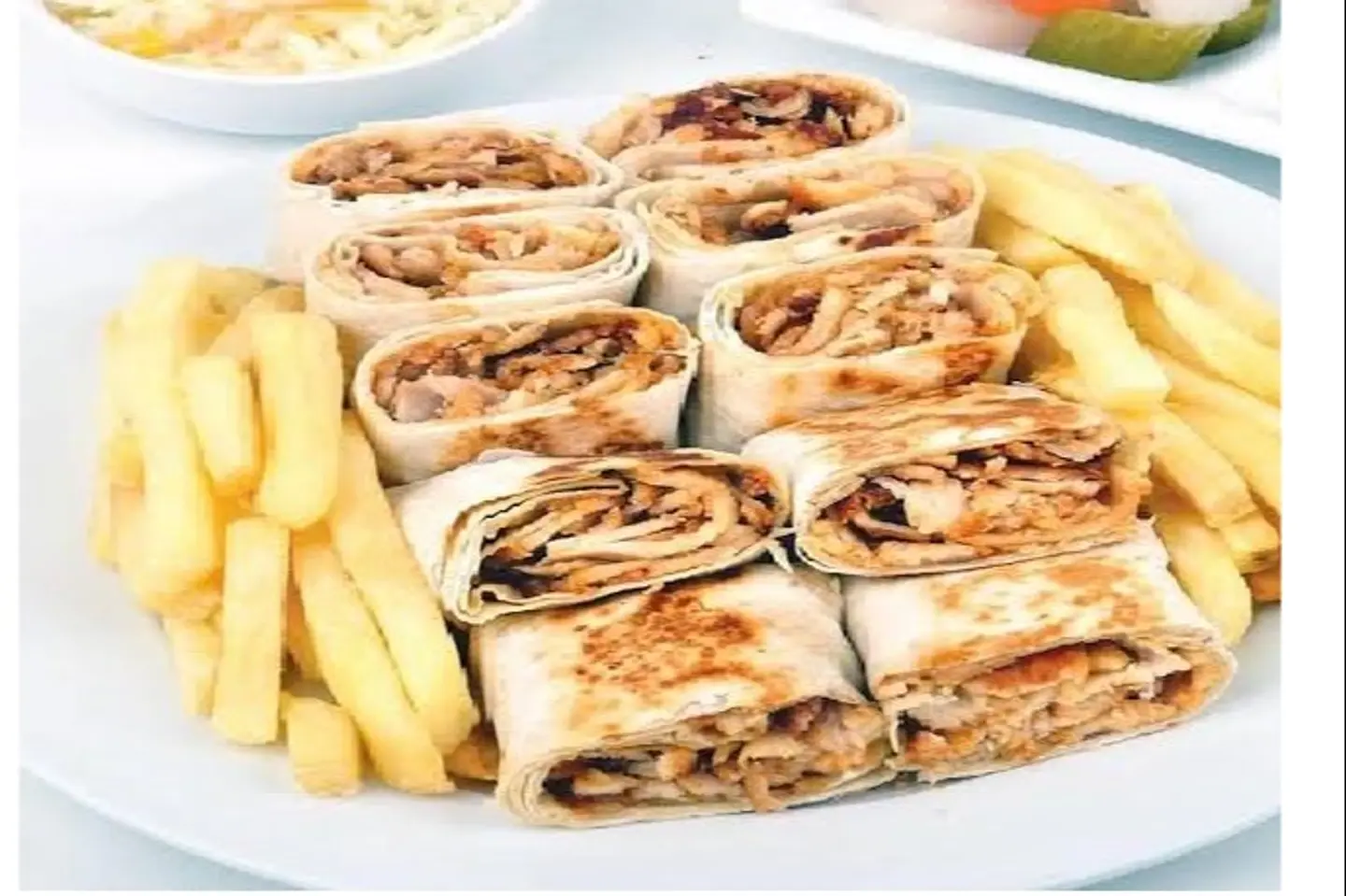 صحن  عربي صغير بالجبن