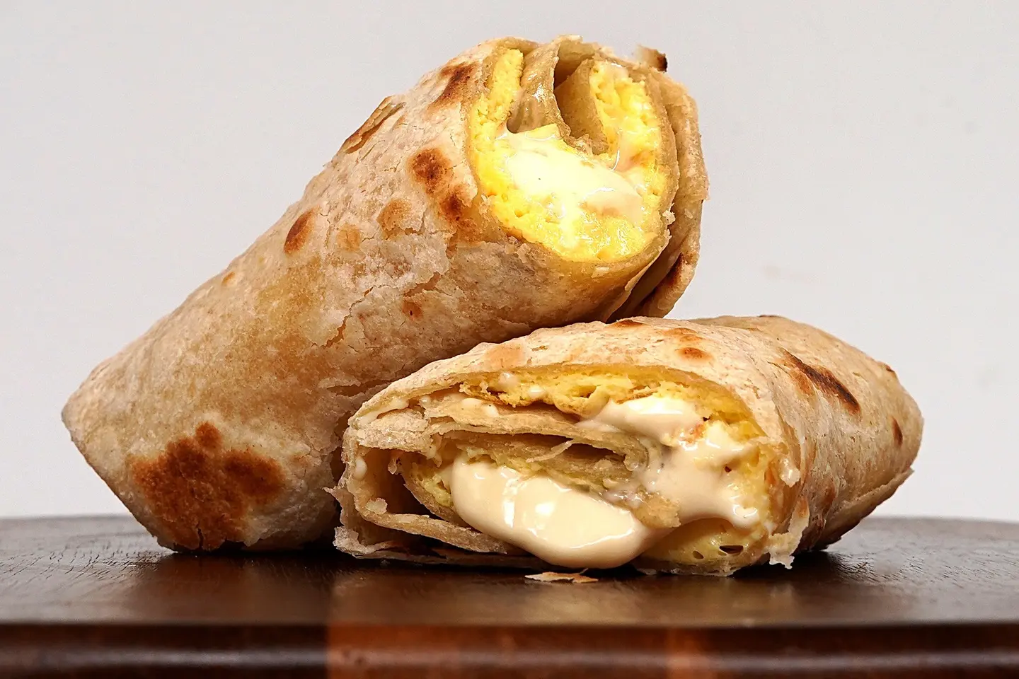 جباتي بيض بالجبن - جباتي