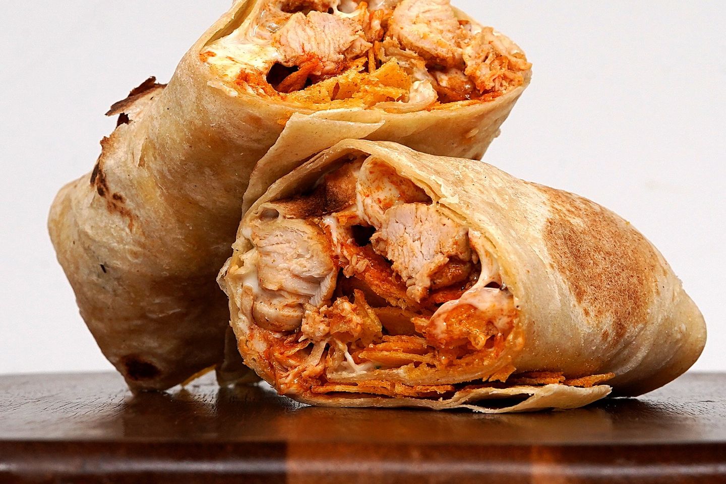 جباتي دجاج مع شبس عمان