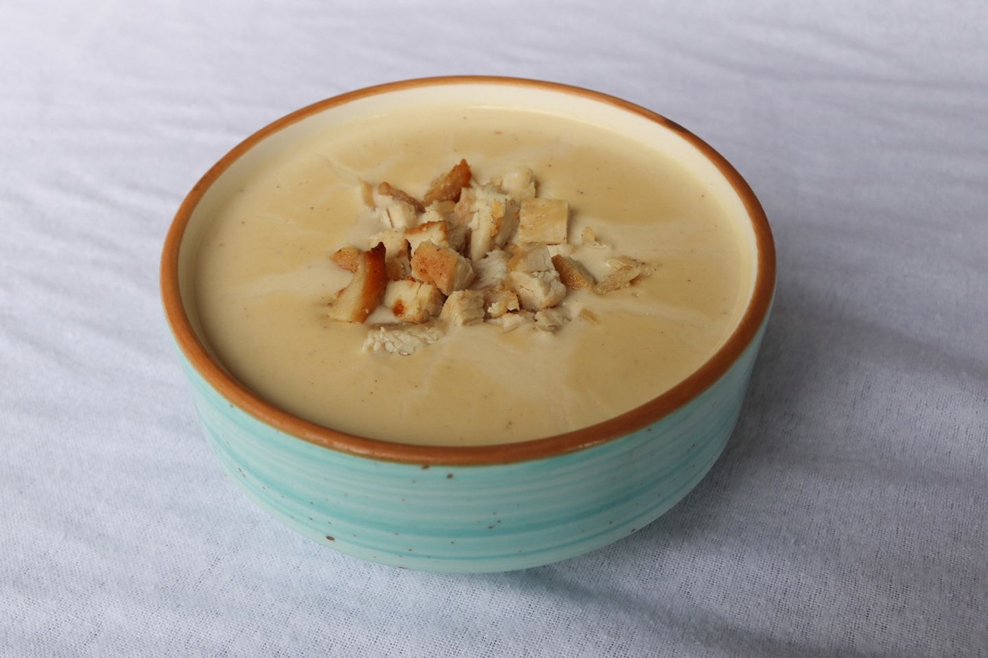 شوربة الدجاج بالكريمة