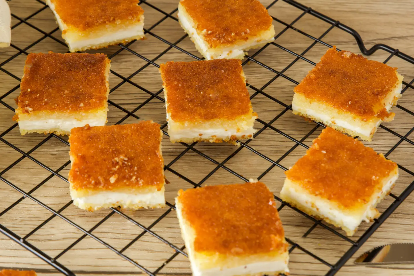 بسبوسة بالقشطة