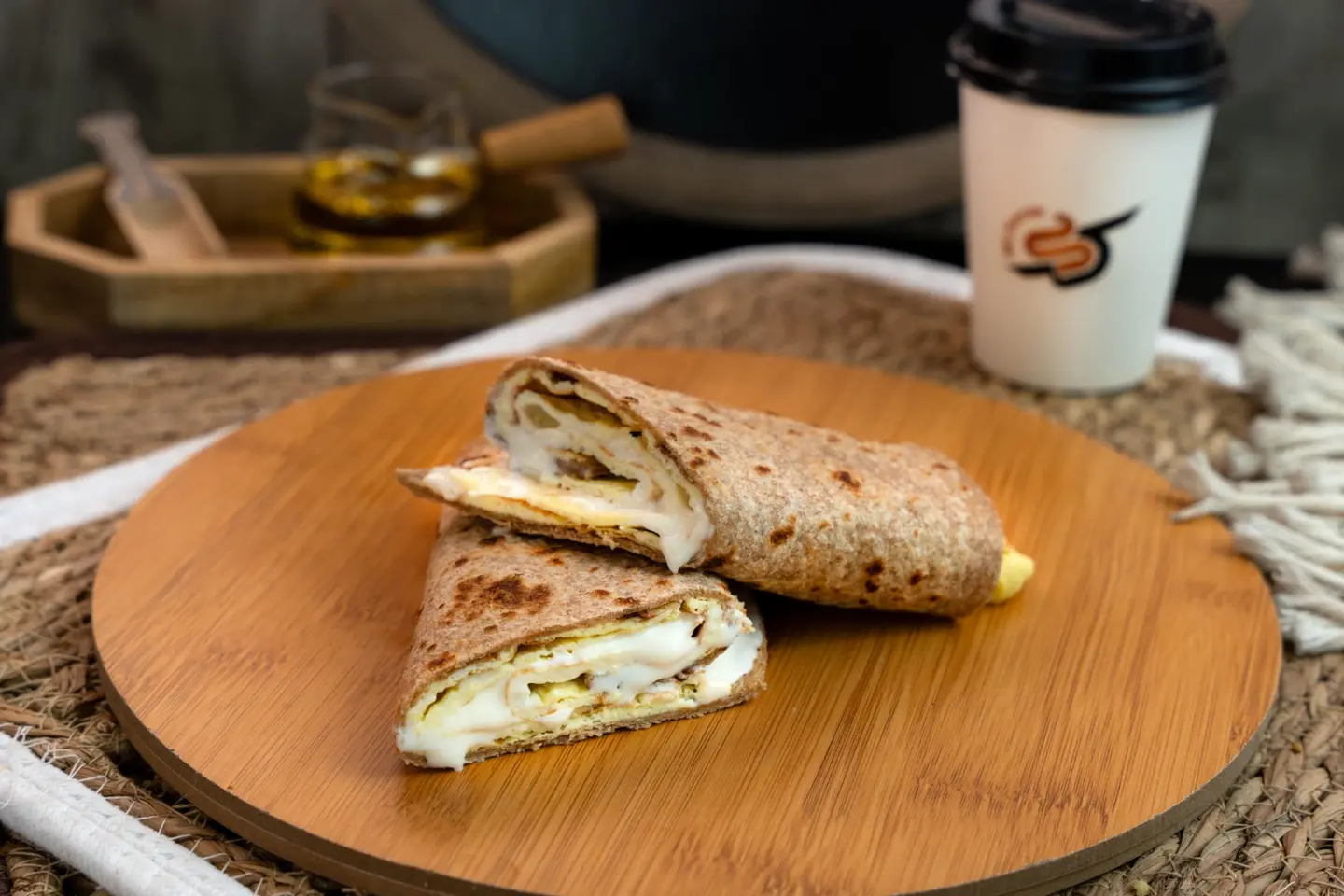 فطيرة بيض بجبن سائل