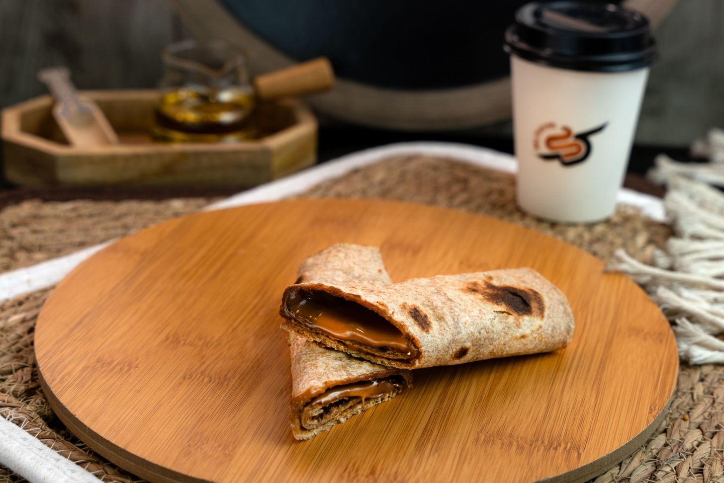 فطيرة لوتس بالنوتيلا