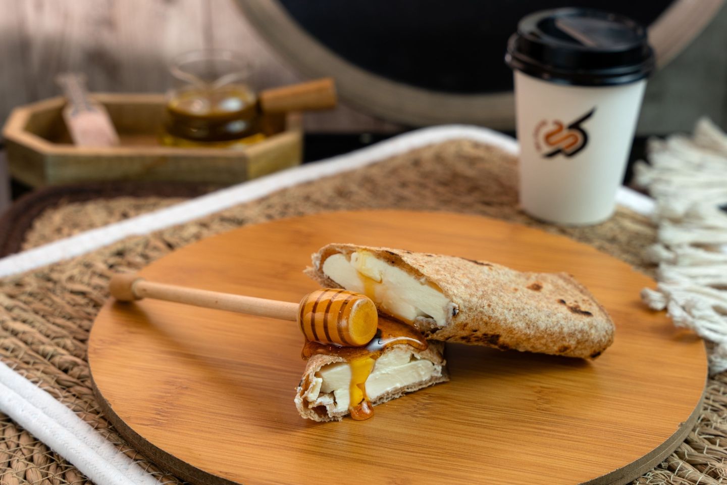 فطيرة جبنة كيري بالعسل