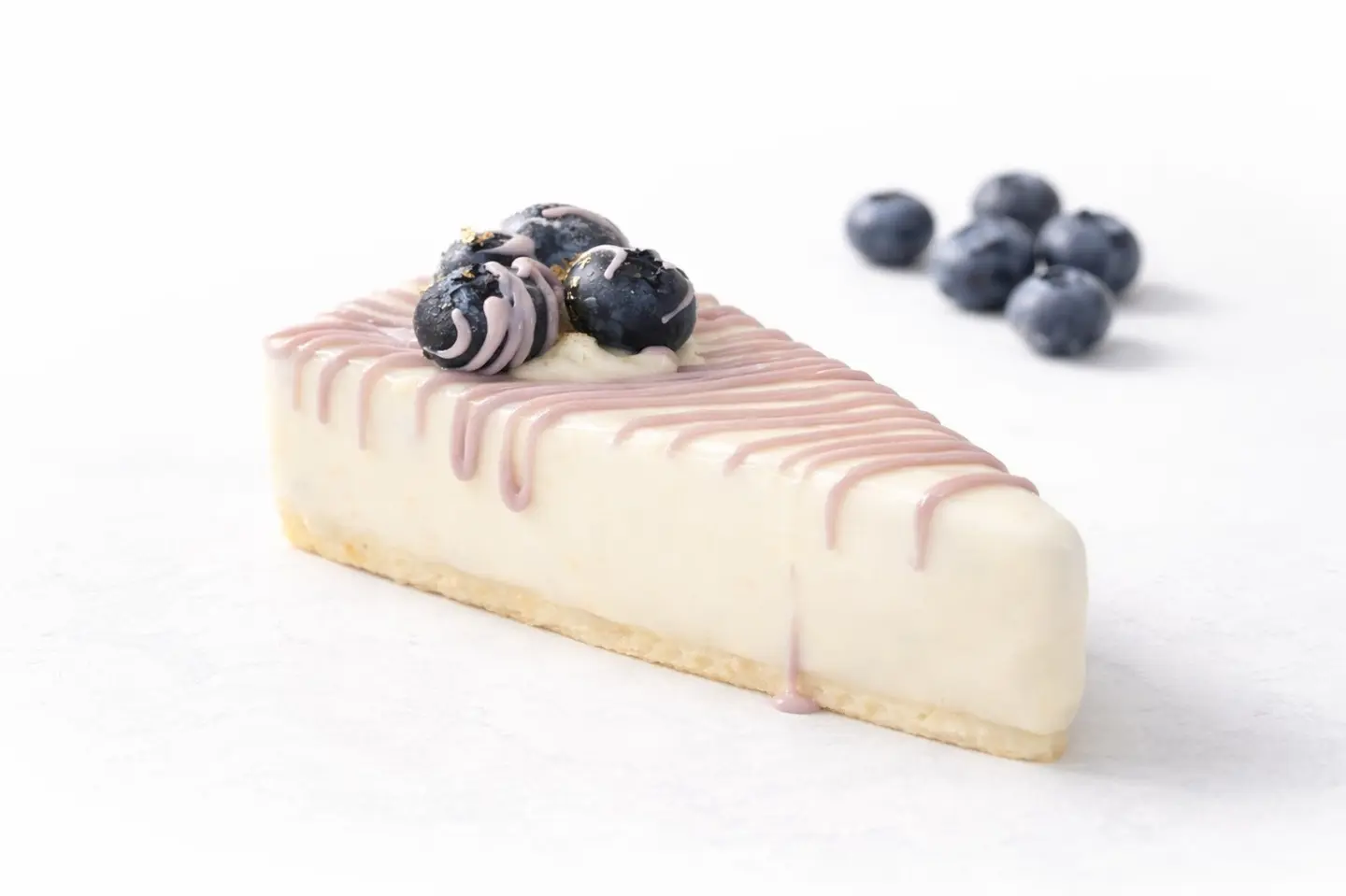 تشيز كيك التوت