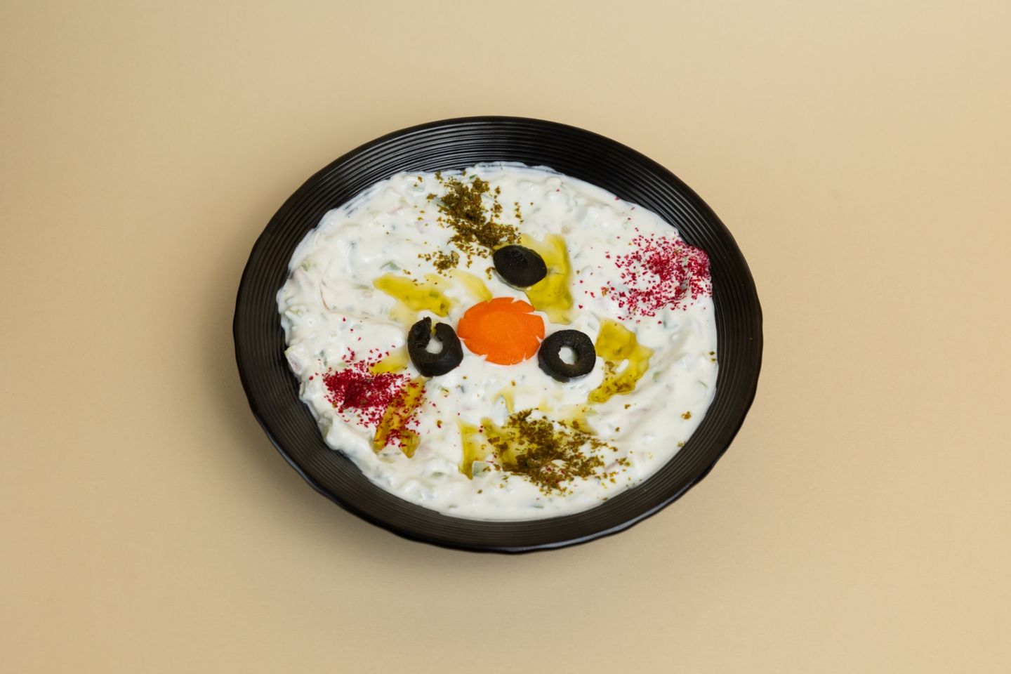 لبنة ريوق الطيبين
