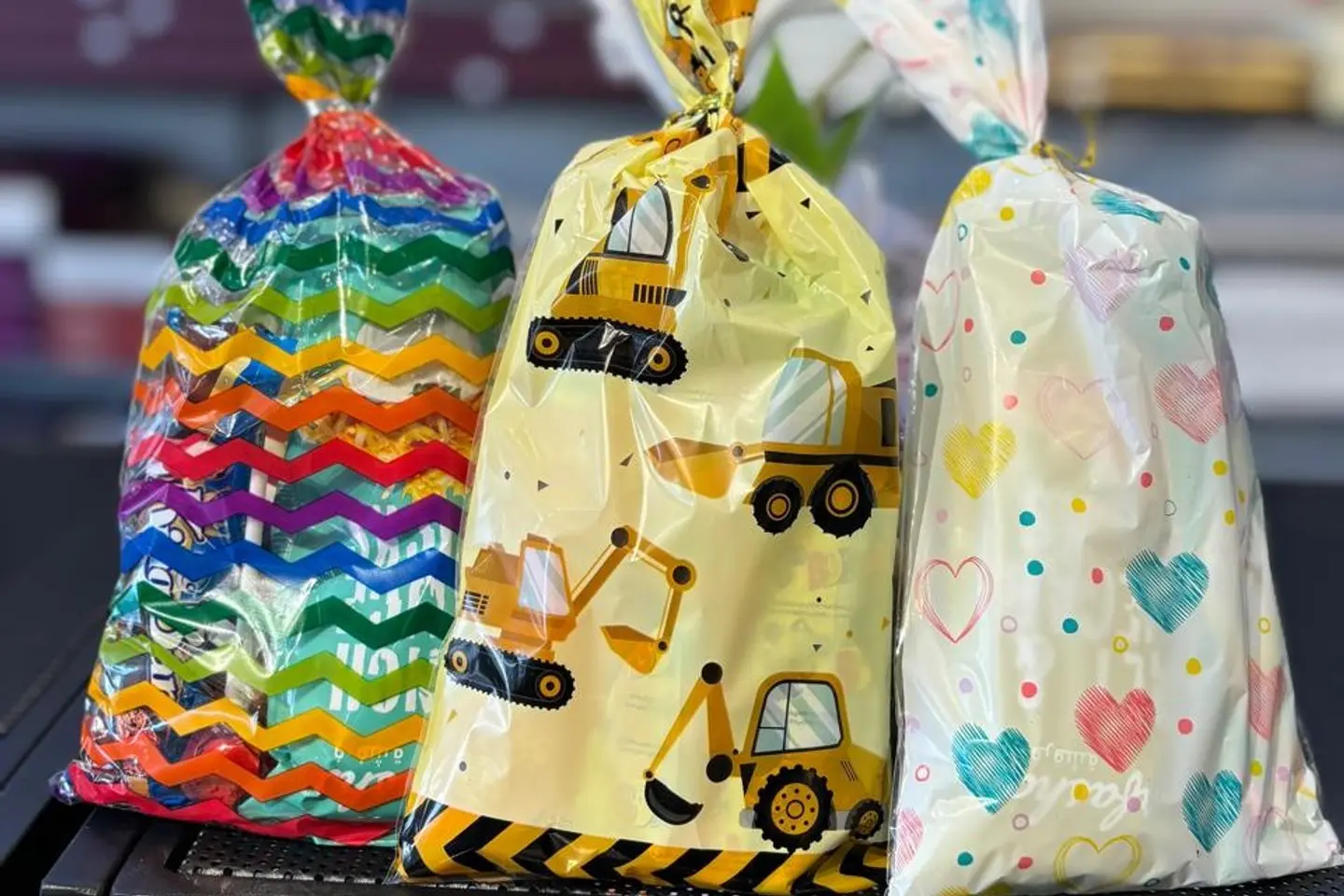 توزيعات اطفال