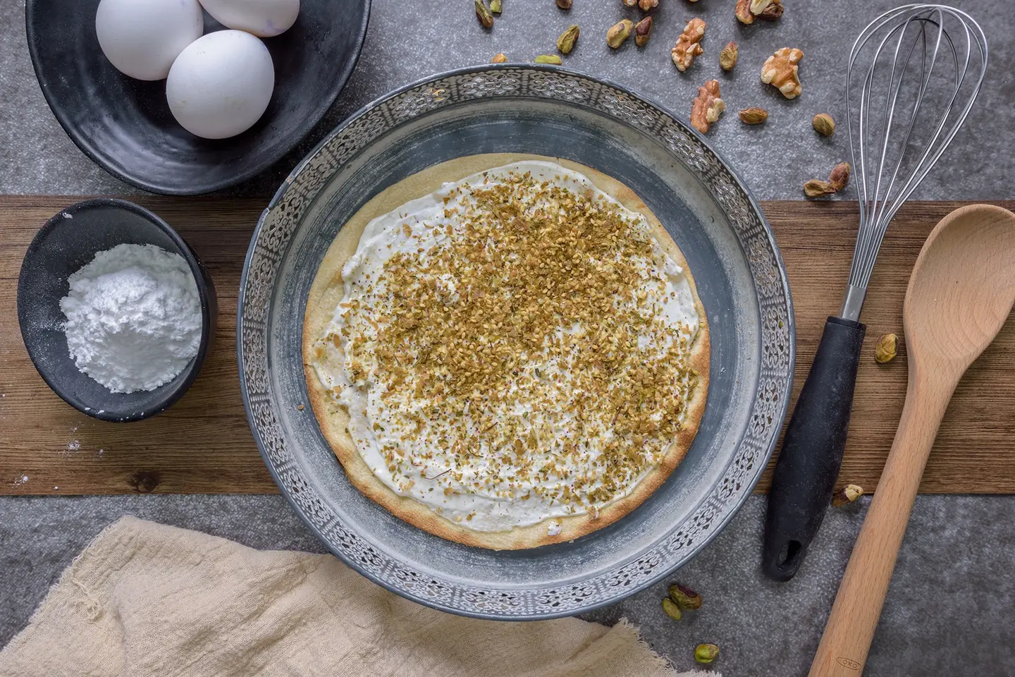 فطيرة لبنة و زعتر