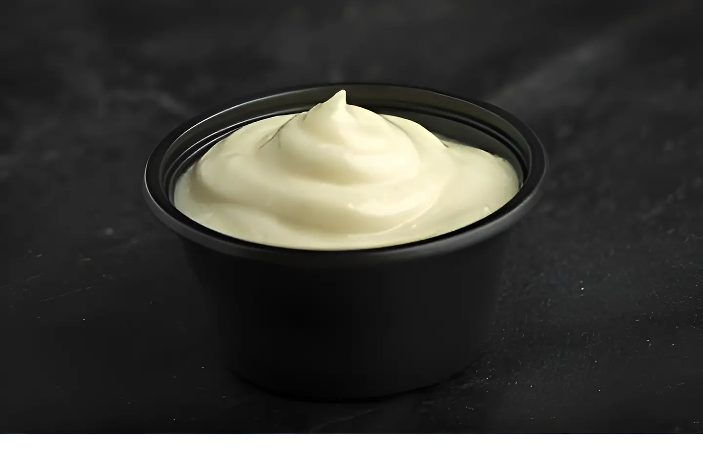 Lines Garlic Sauce
