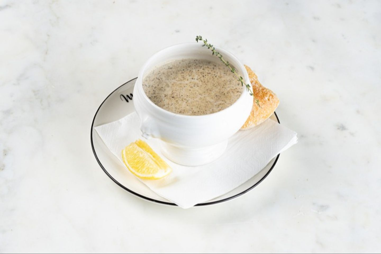 شوربة فونغي الدجاج