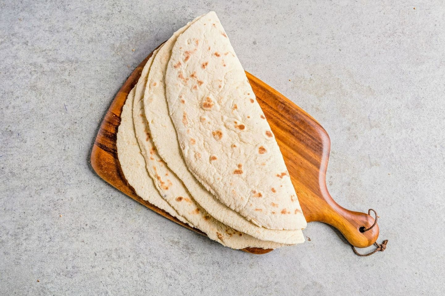 خبز مسخن حبتين