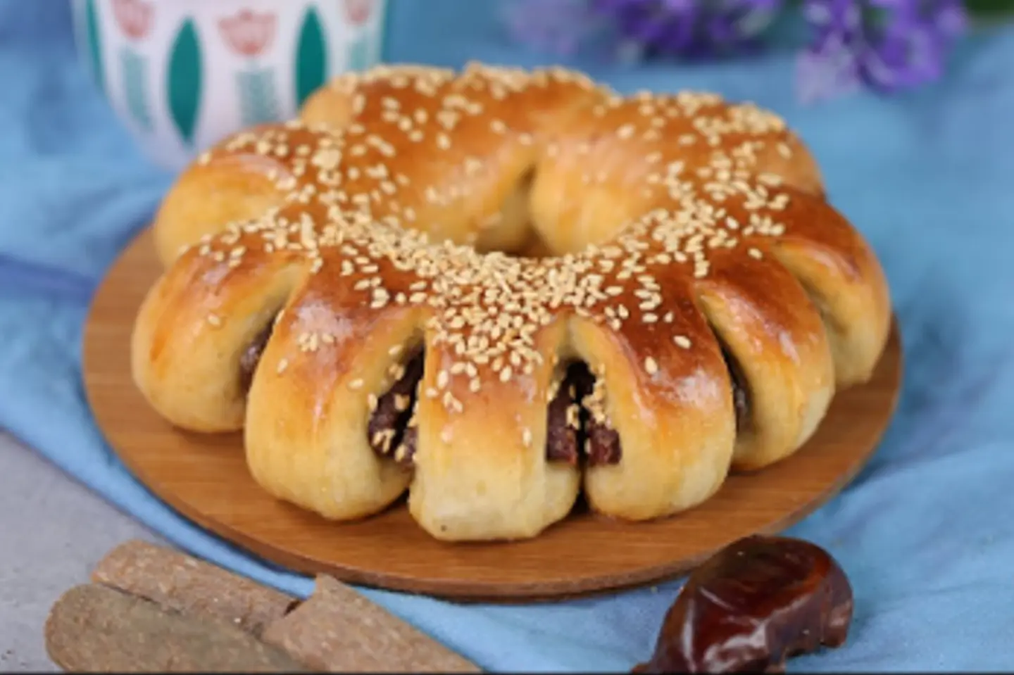 خبز بالتمر صغير