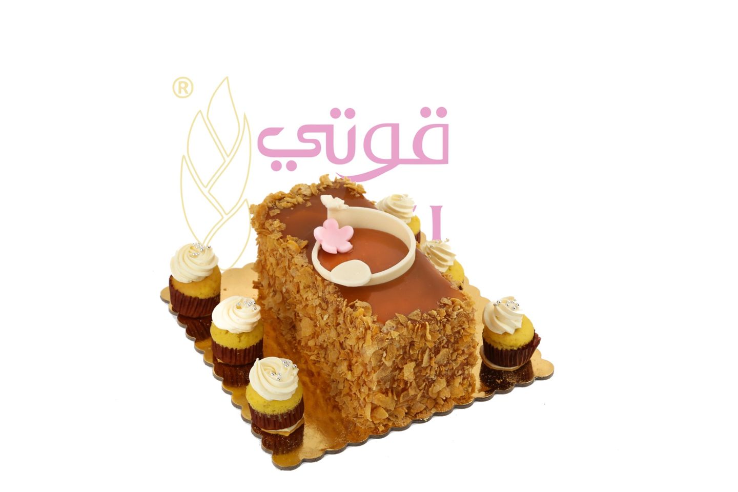 كيك كراميل مع كب كيك