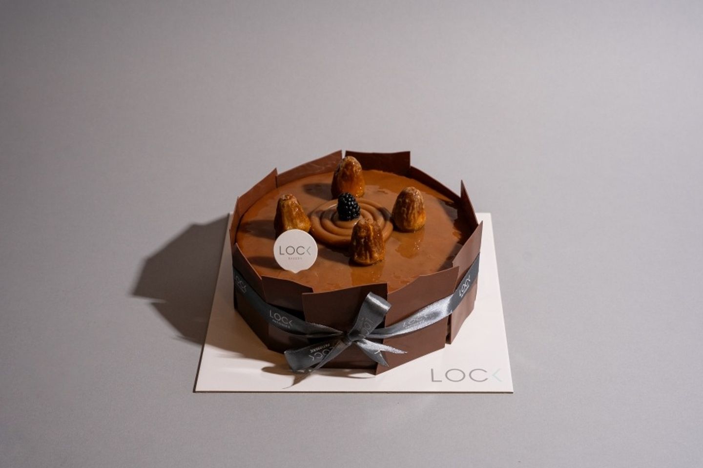Dates Caramel Cake 8 Persons