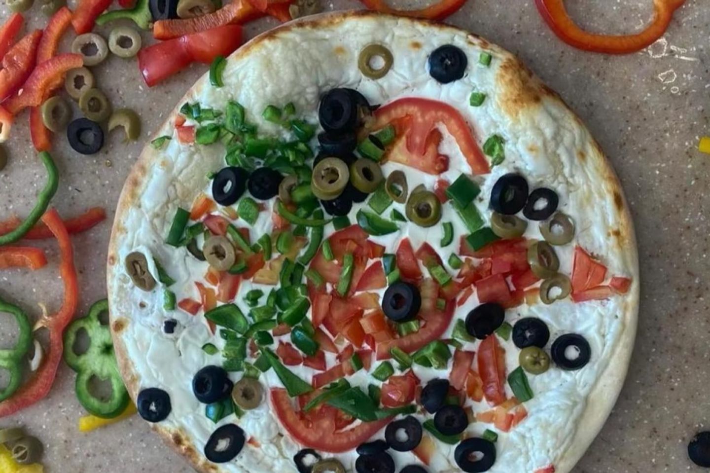 Ash Albulbul With Vegetables