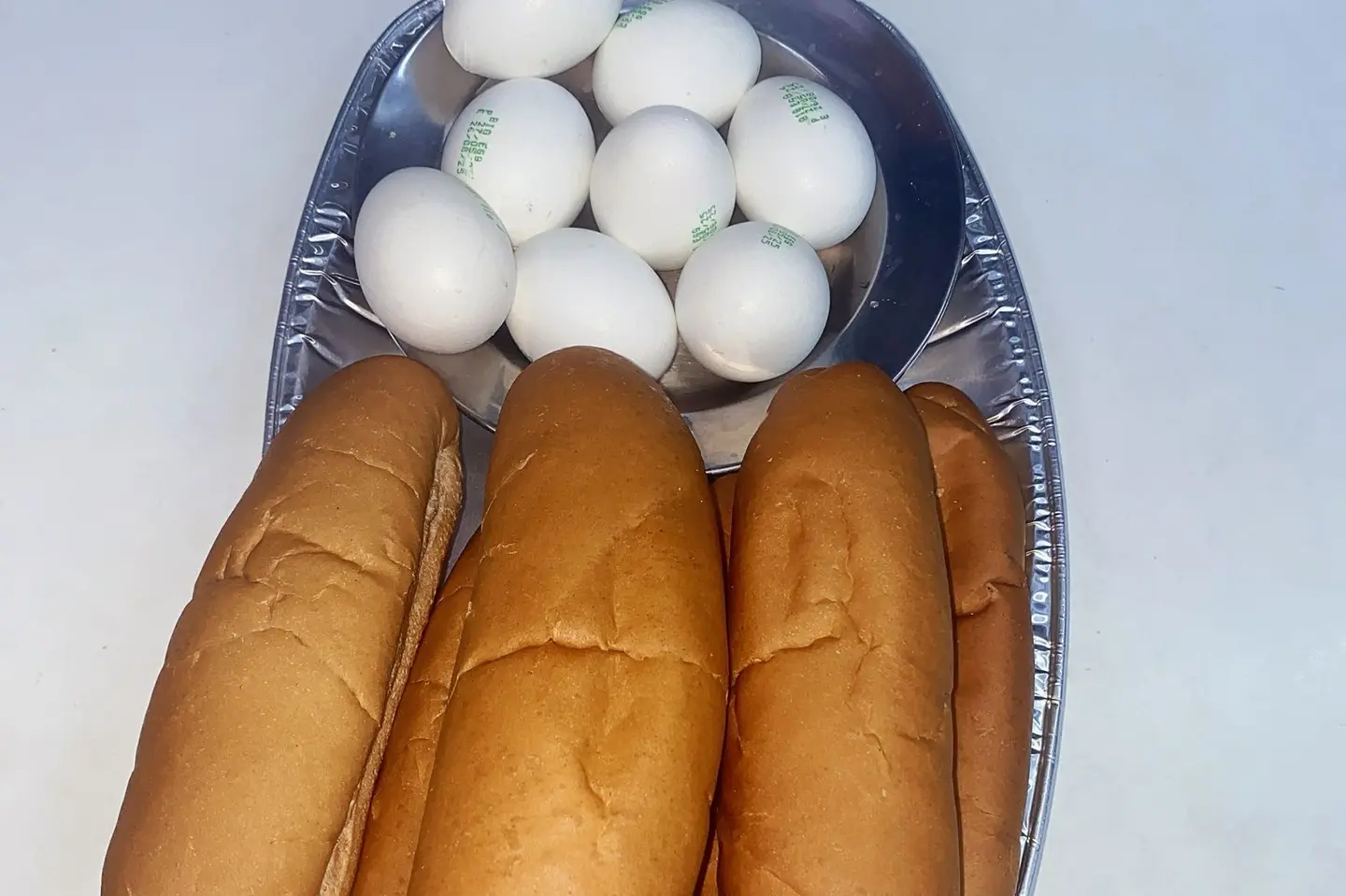 سبعة ساندوتشات بيض مسلوق صامولي أسمر