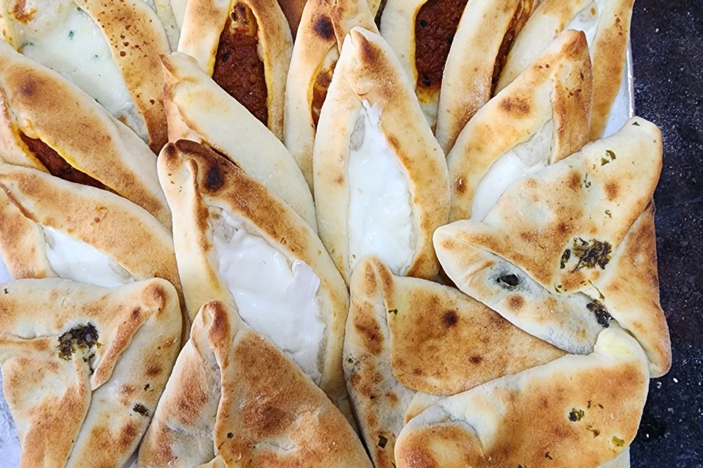 Mix Plate 24 Pieces