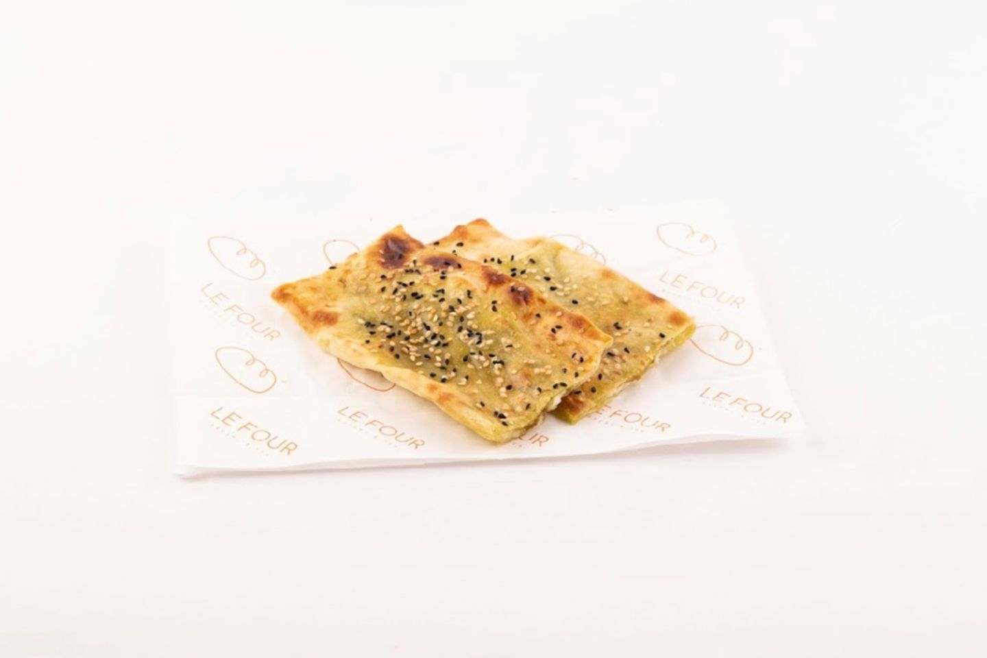 فطيرة حلوم وبستو