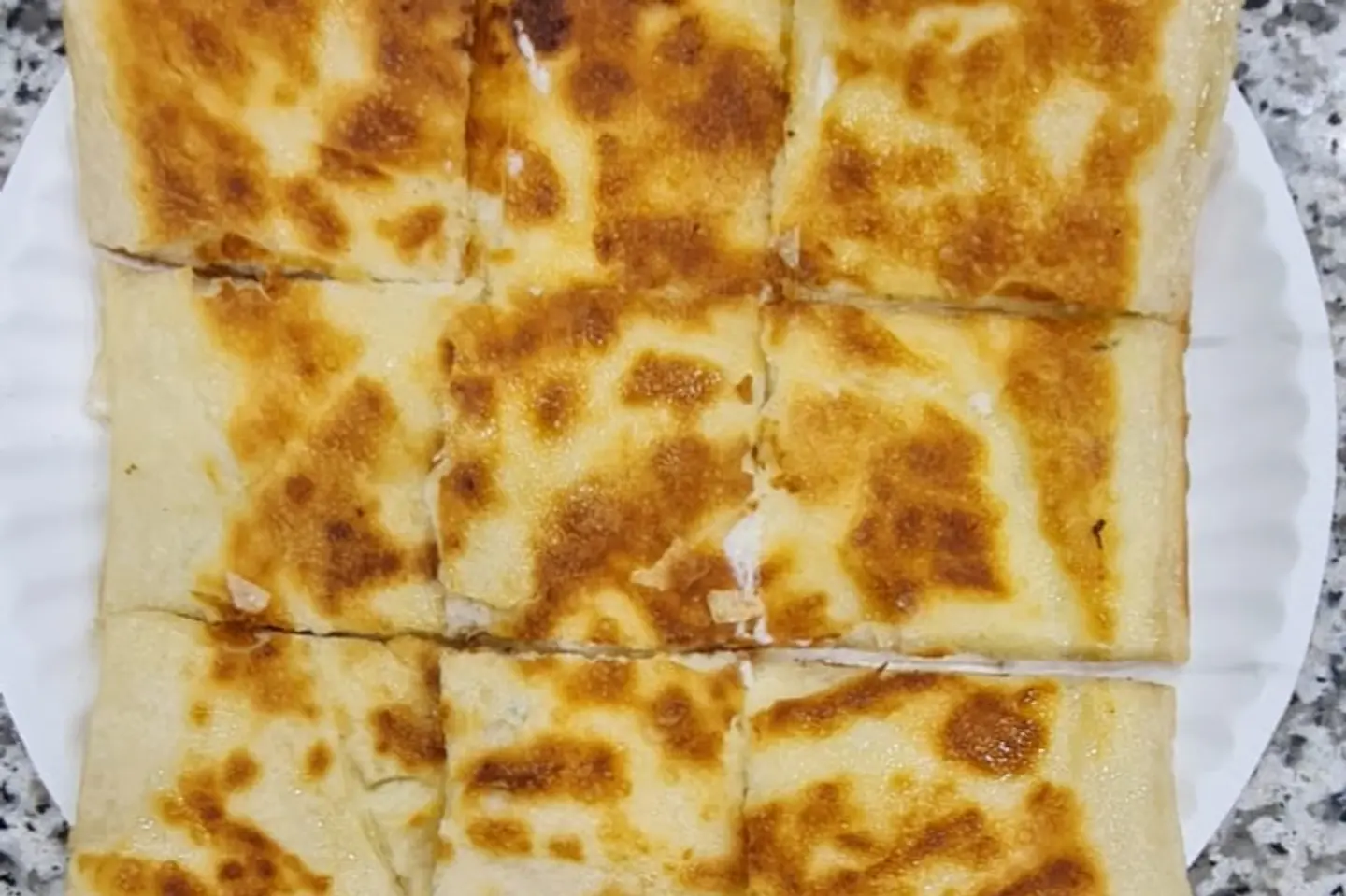 مطبق بيض مع الجبن