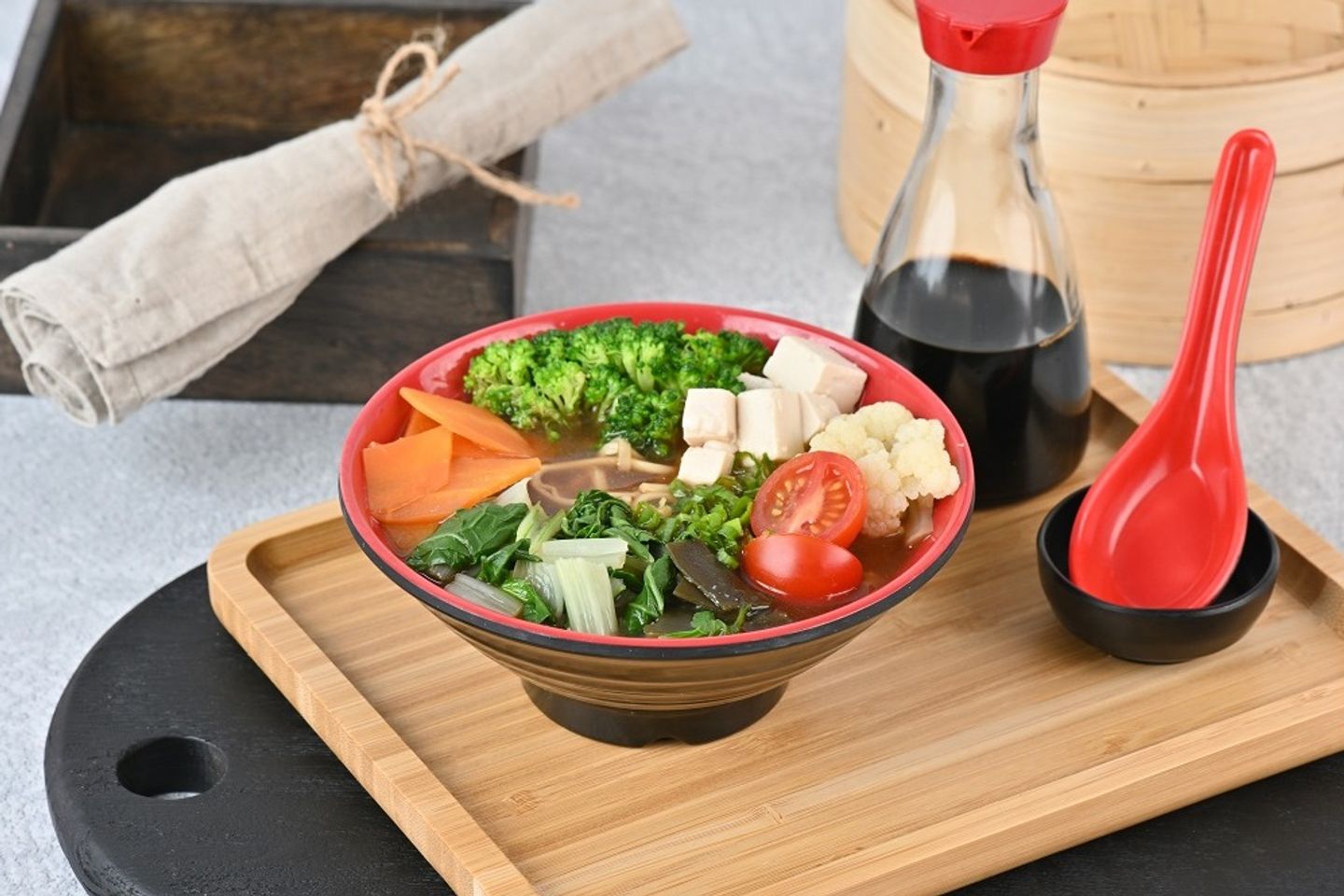 شوربة رامين الخضار