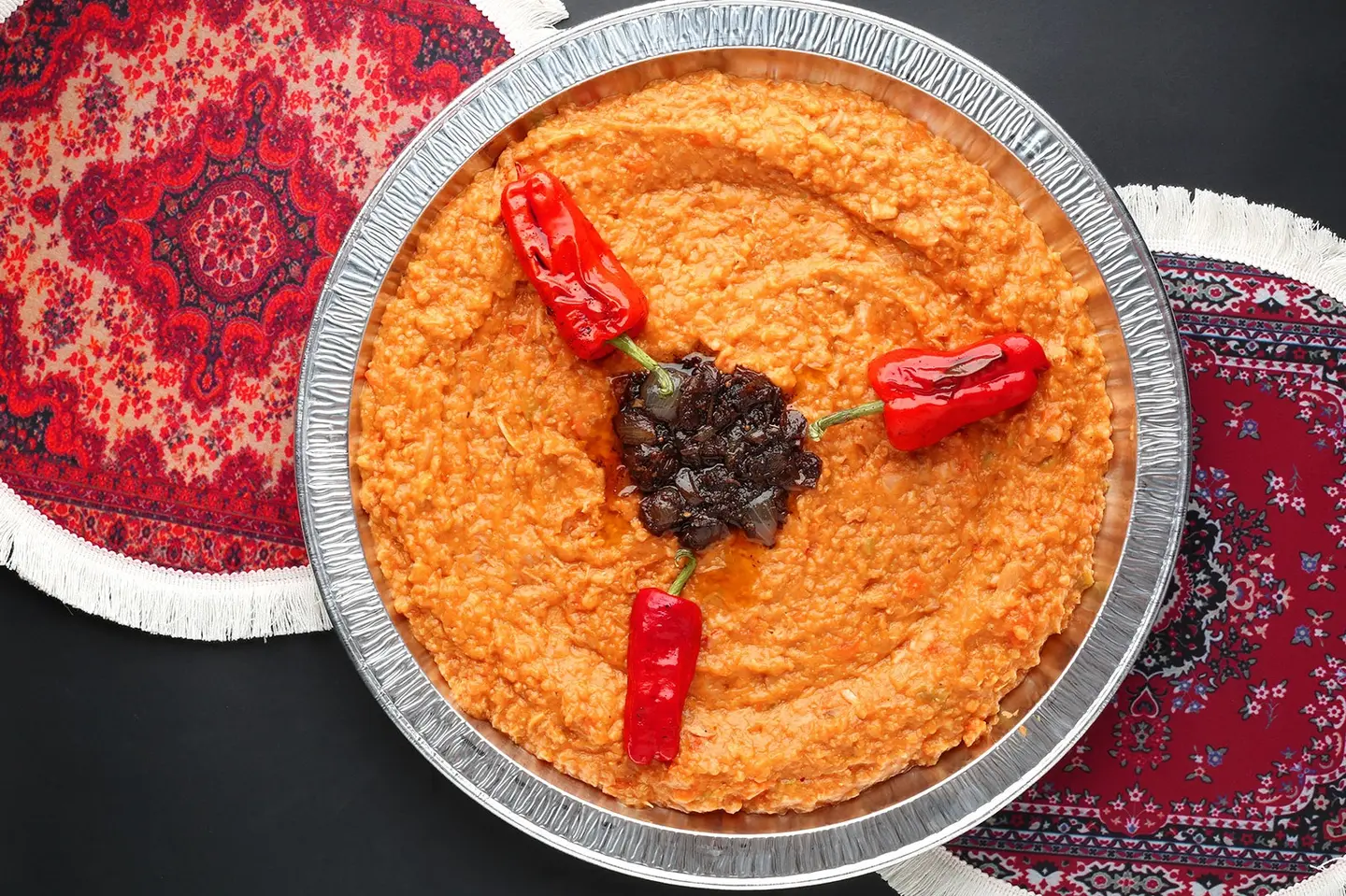 Kuwaiti Red Jreesh Feast - Medium