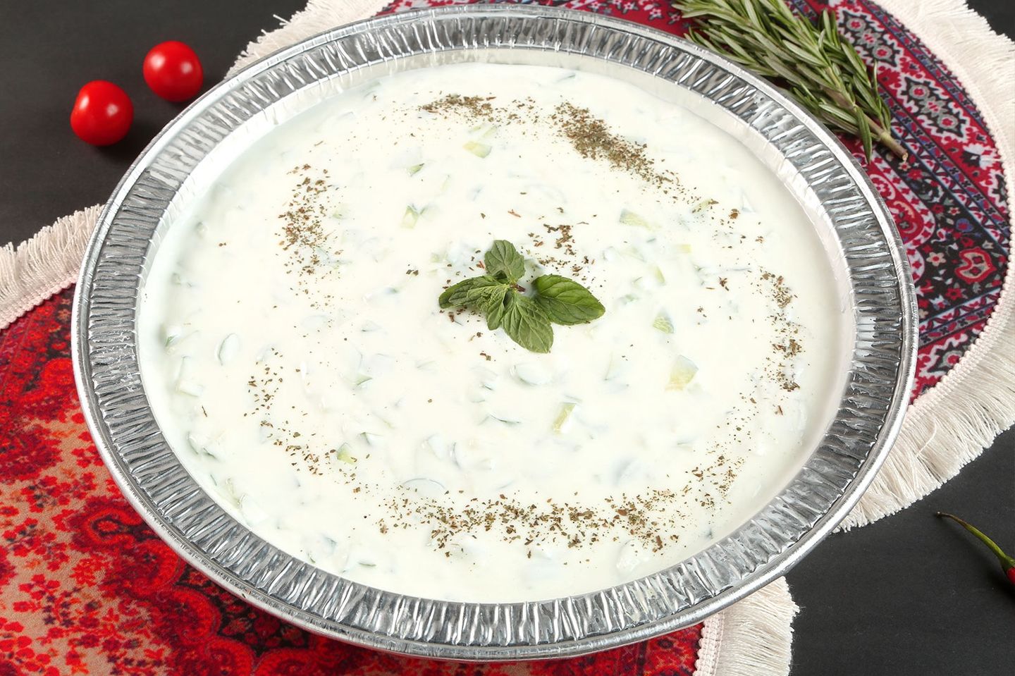 وليمة سلطة زبادي