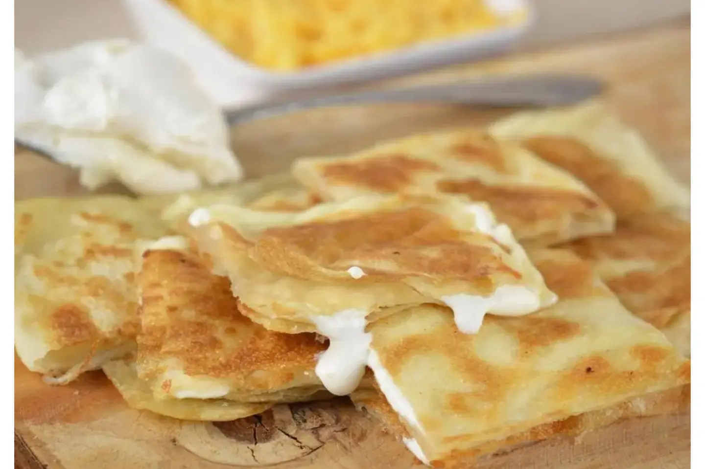 Creamy Cheese Mutabbaq