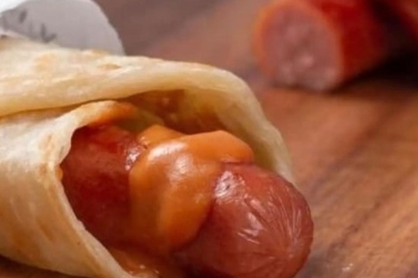 Fried Sausages And Cheese Chapati