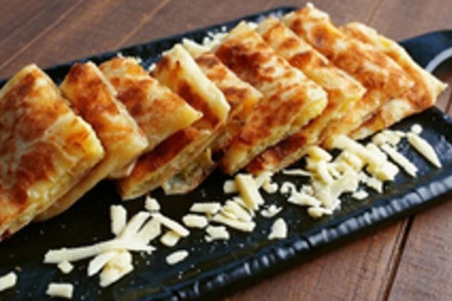 مطبق حلو جبن