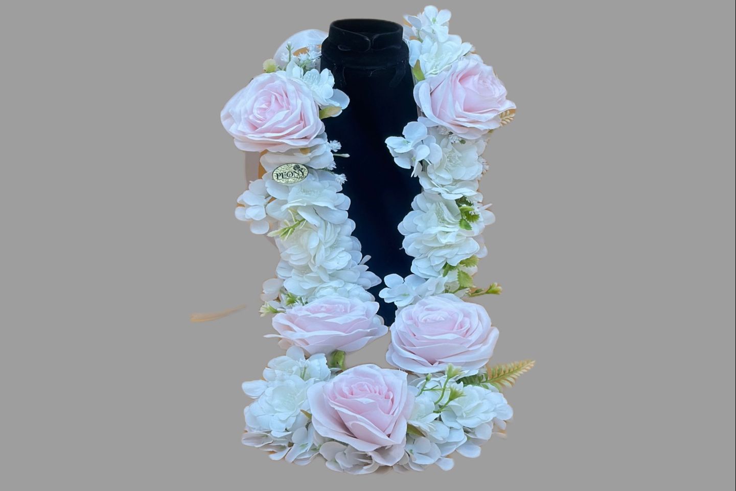 White And Pink Artificial Flower Necklace