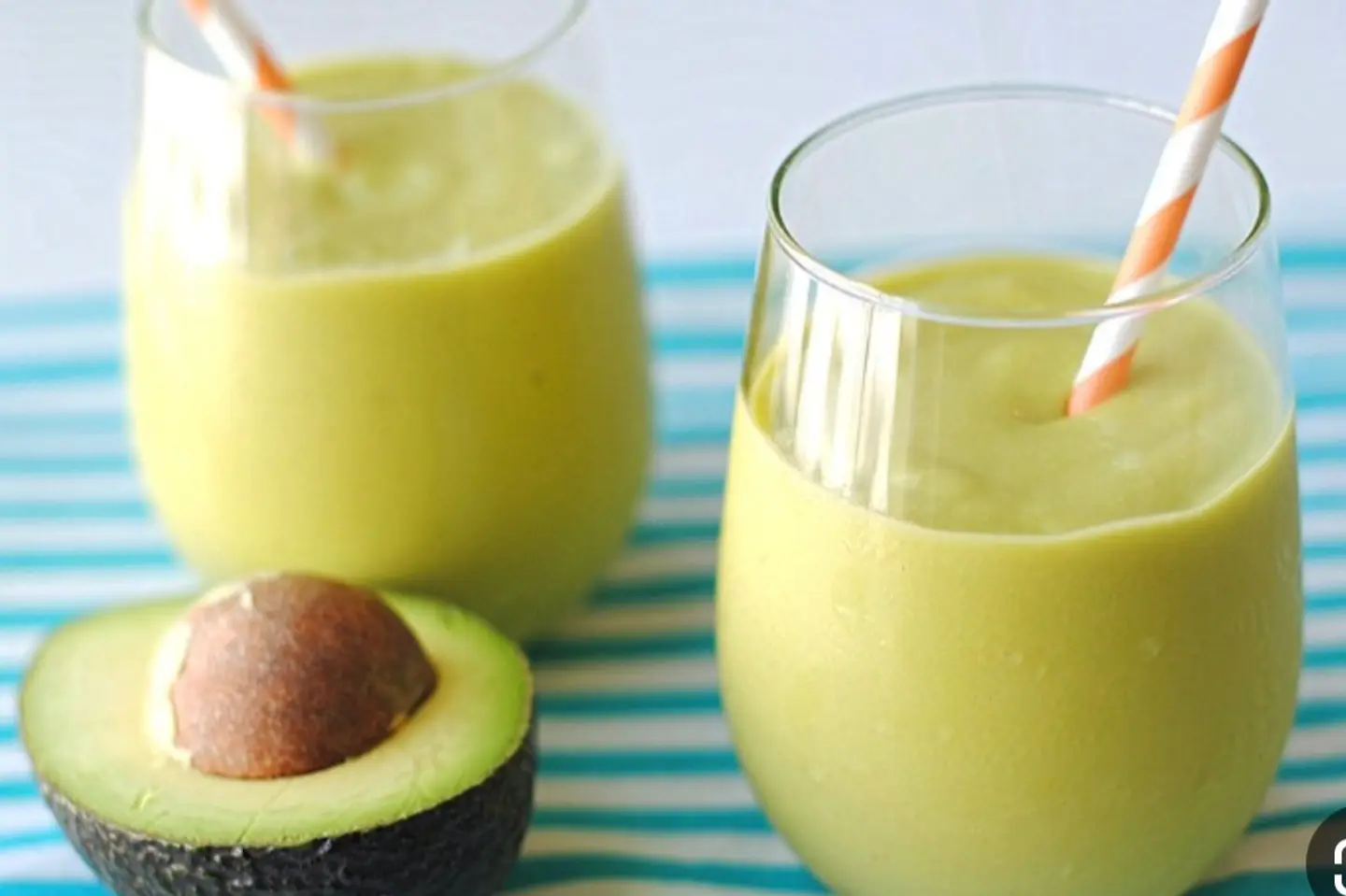 Large Avocado Juice