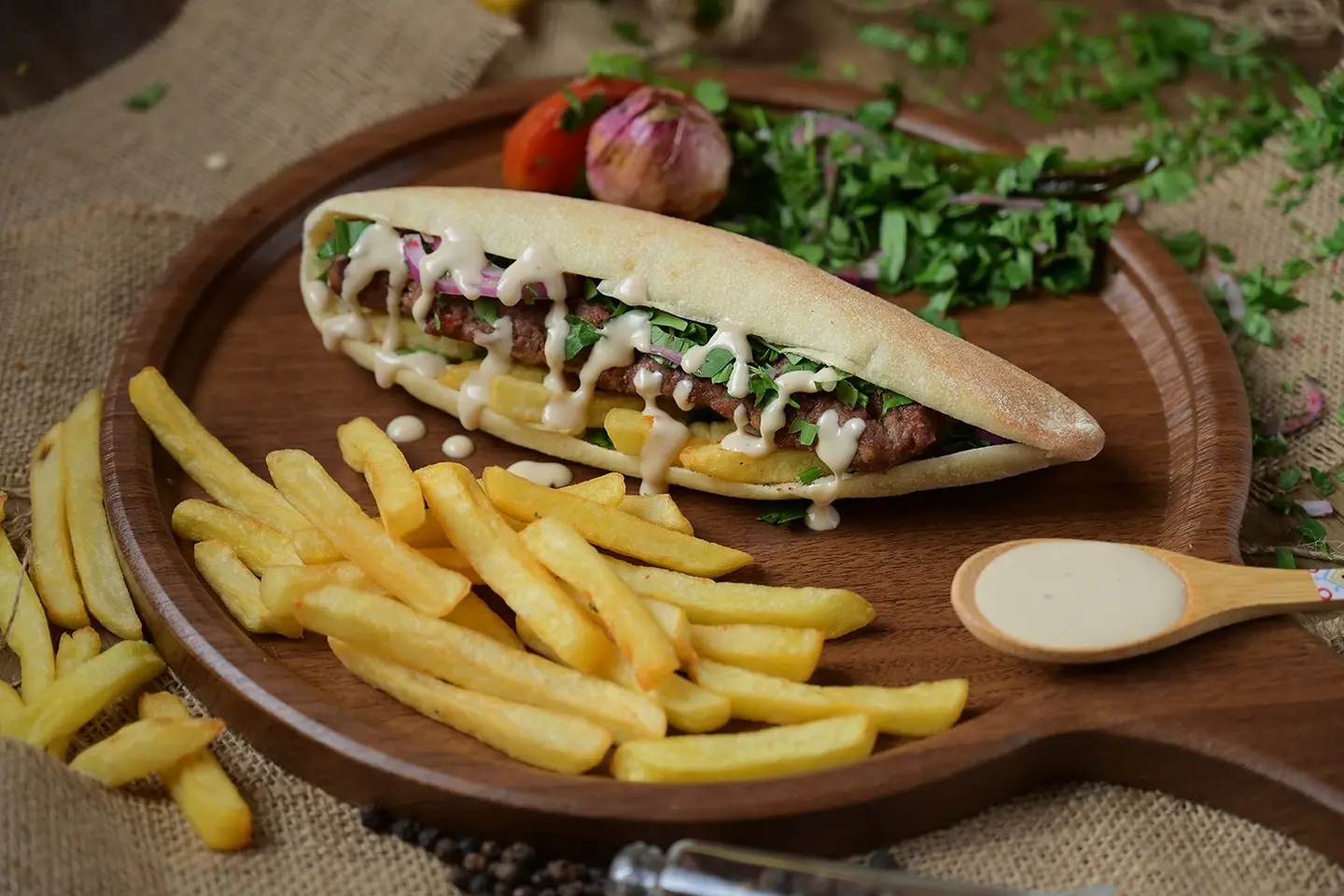 ساندوتش كباب لحم