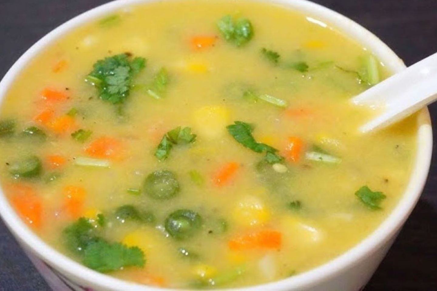 شوربة الخضار والذرة