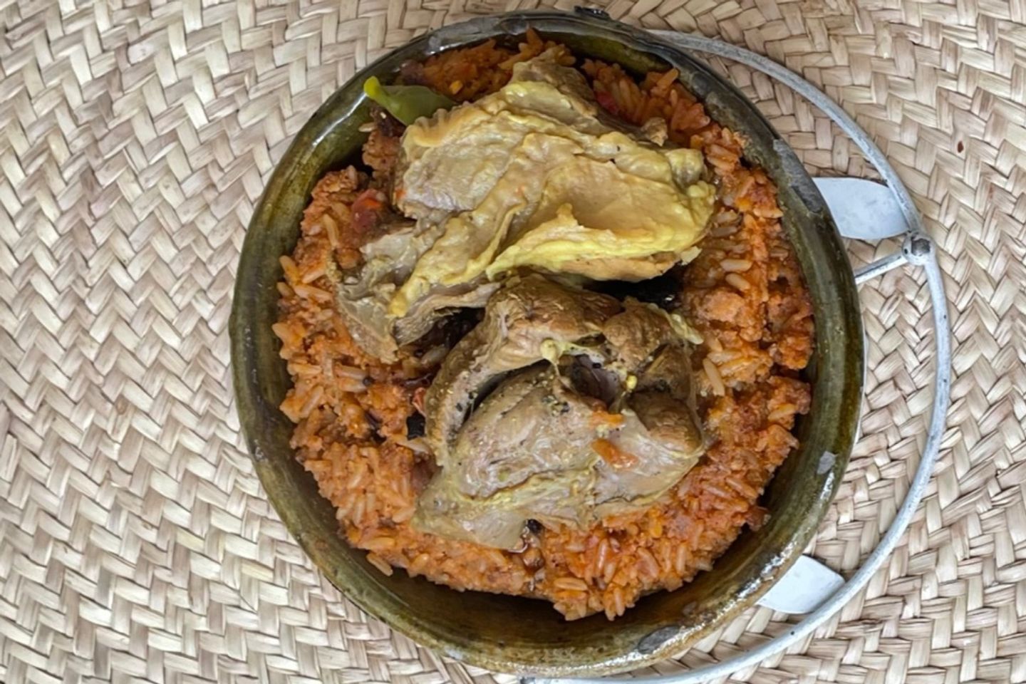 عزبة لحم