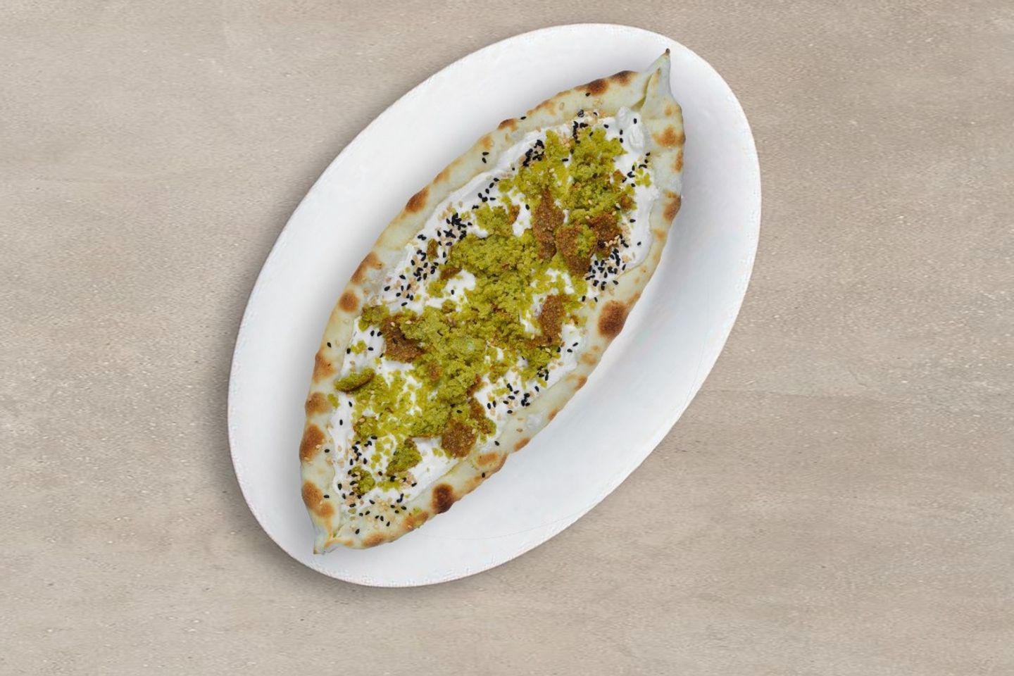 فطيرة لبنة فلافل