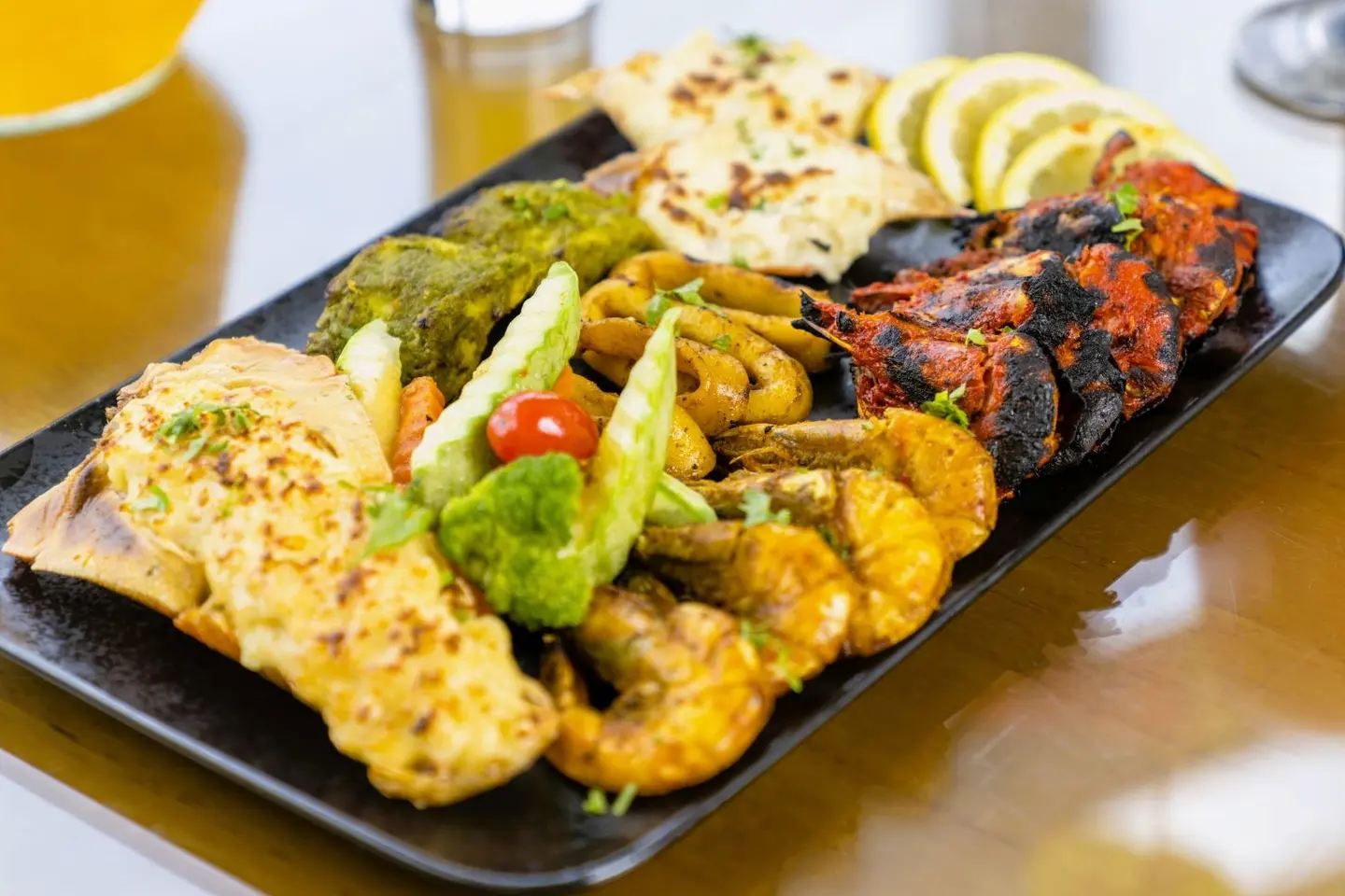 طبق بحري مشكل