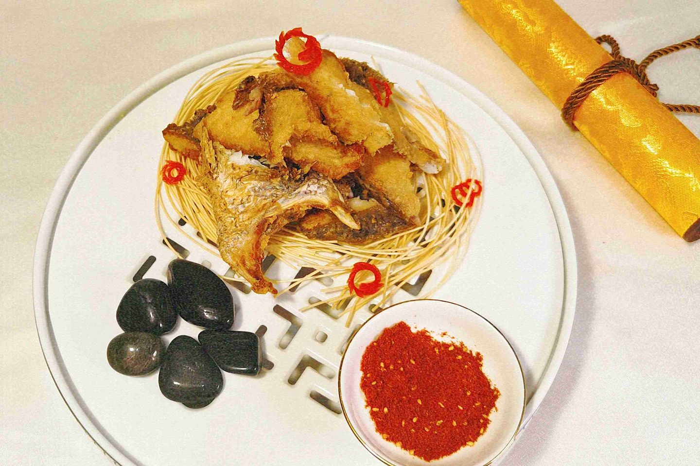 S12 Garlic Fried Shredded Sea Bass