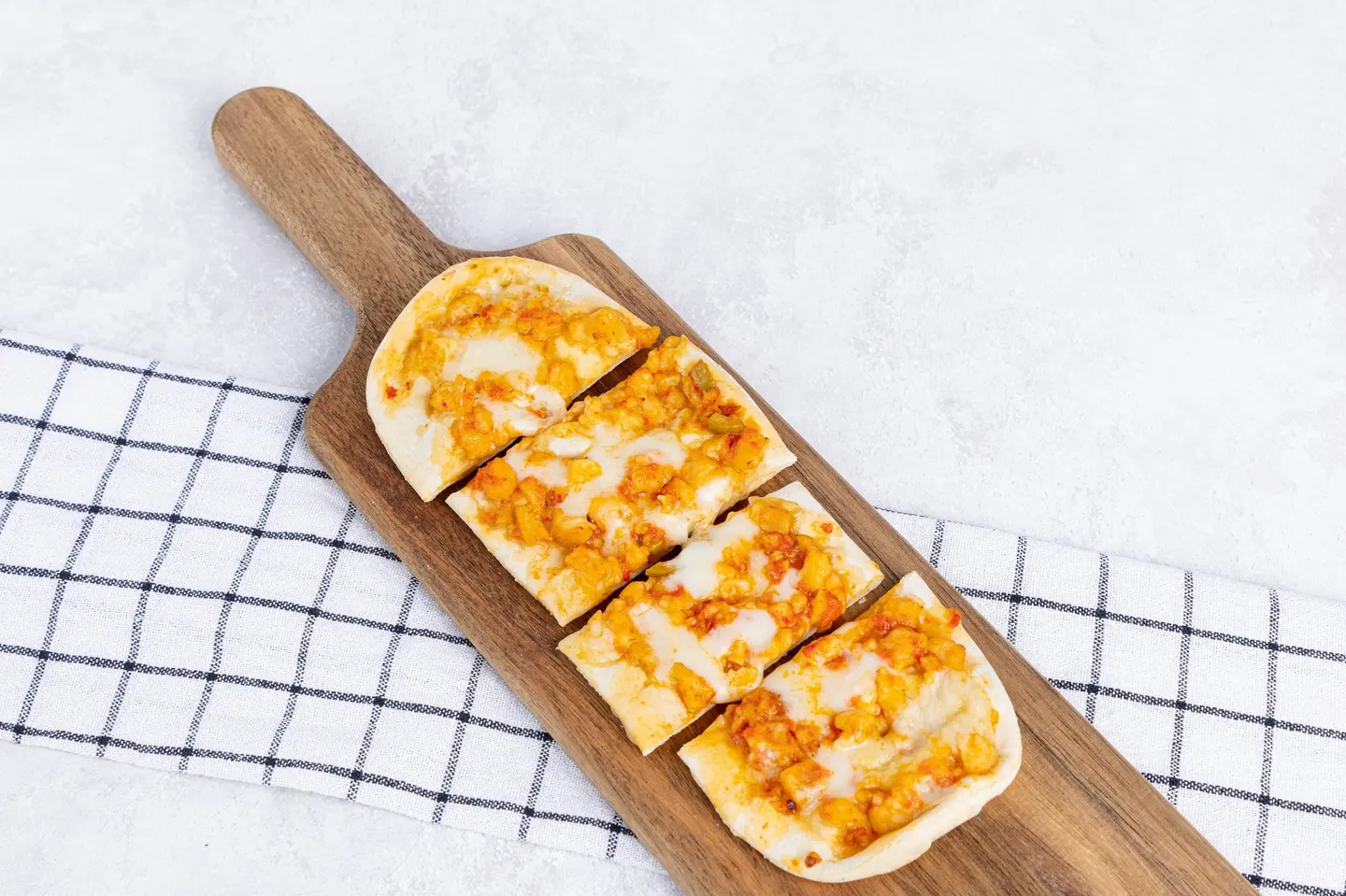 Halloumi Boat Pie