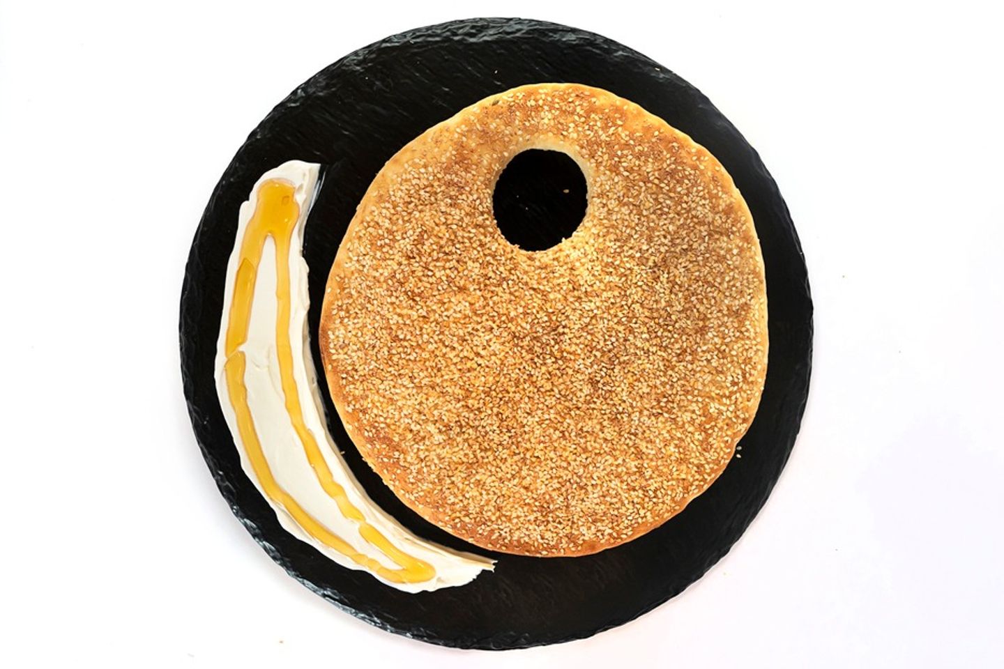 Labneh With Honey Kaak