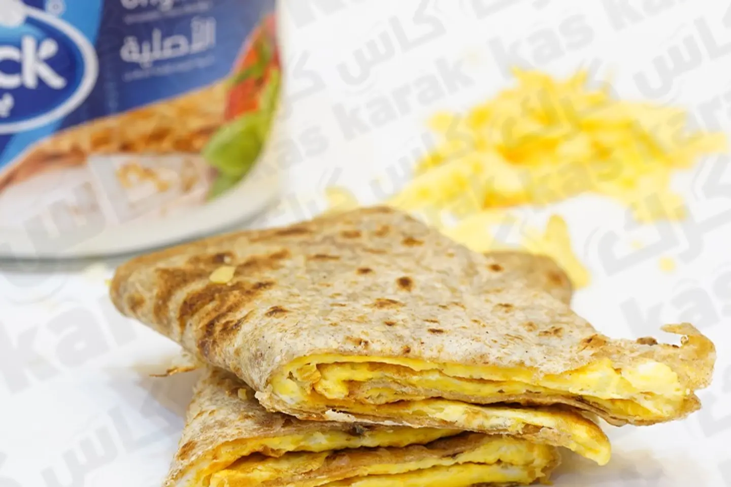 فطيرة دبل بيض بجبنتين