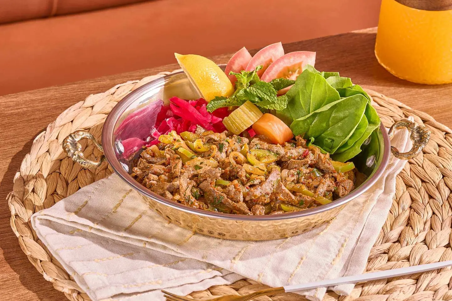 صحن كبده غنم بالخضار