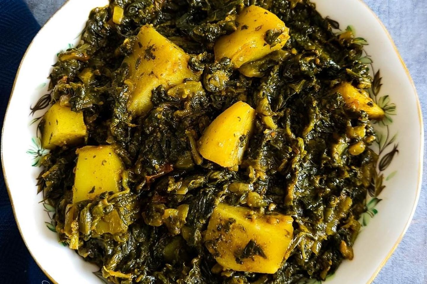 Aalo Paalak  Potatoes With Spinach