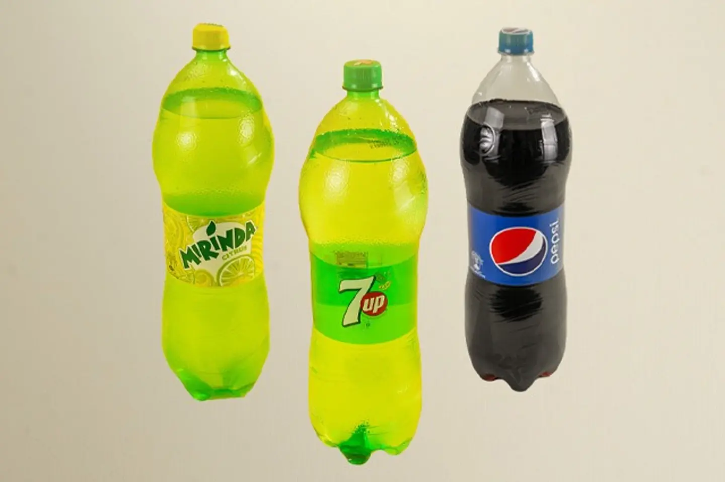 مشروب غازي حجم عائلي