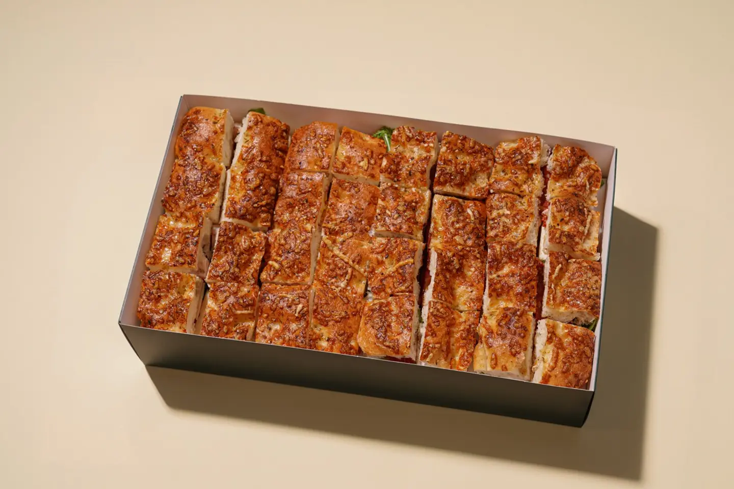 علبة فوكاشيا صغيرة