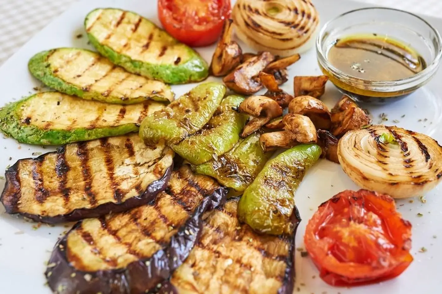 خضار مشوي مشكل