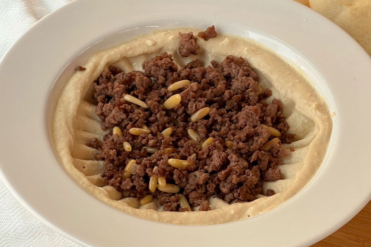 Hummus With Meat